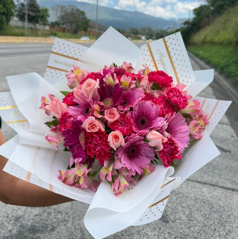 Encanto Floral Rosé